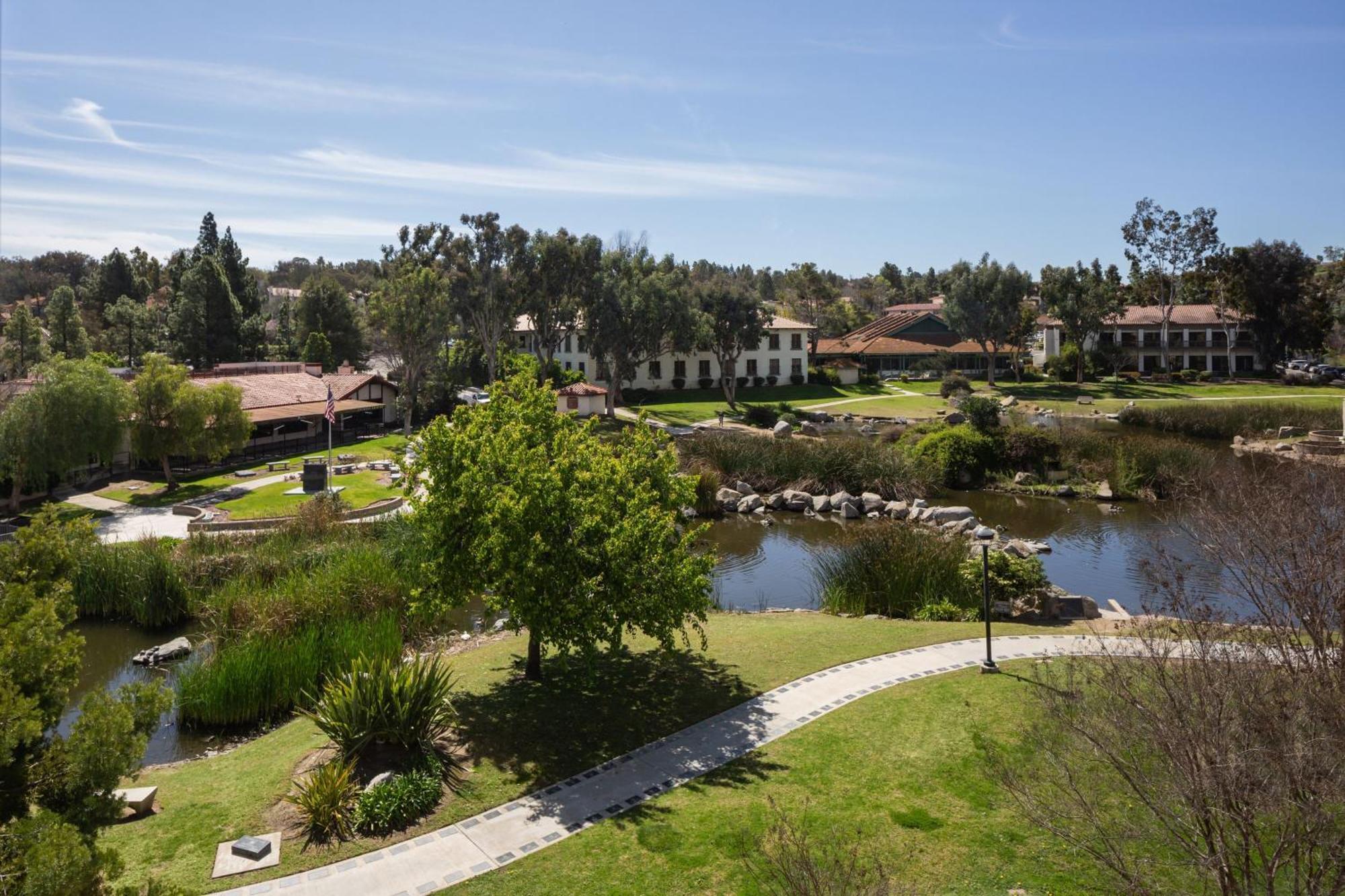 Courtyard By Marriott Rancho Bernardo