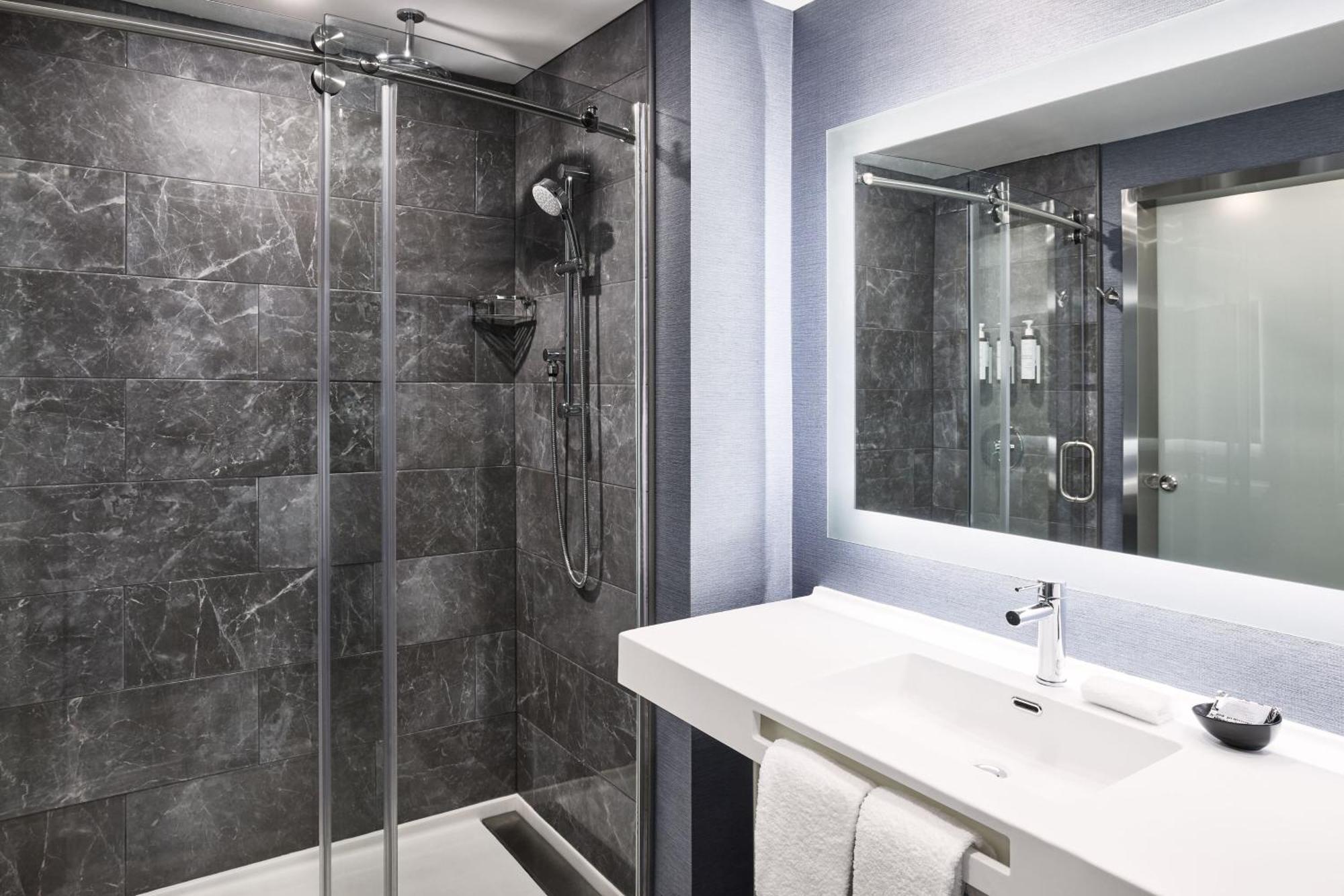 Hotel Ac By Marriott Downtown Gaslamp Quarter 3*