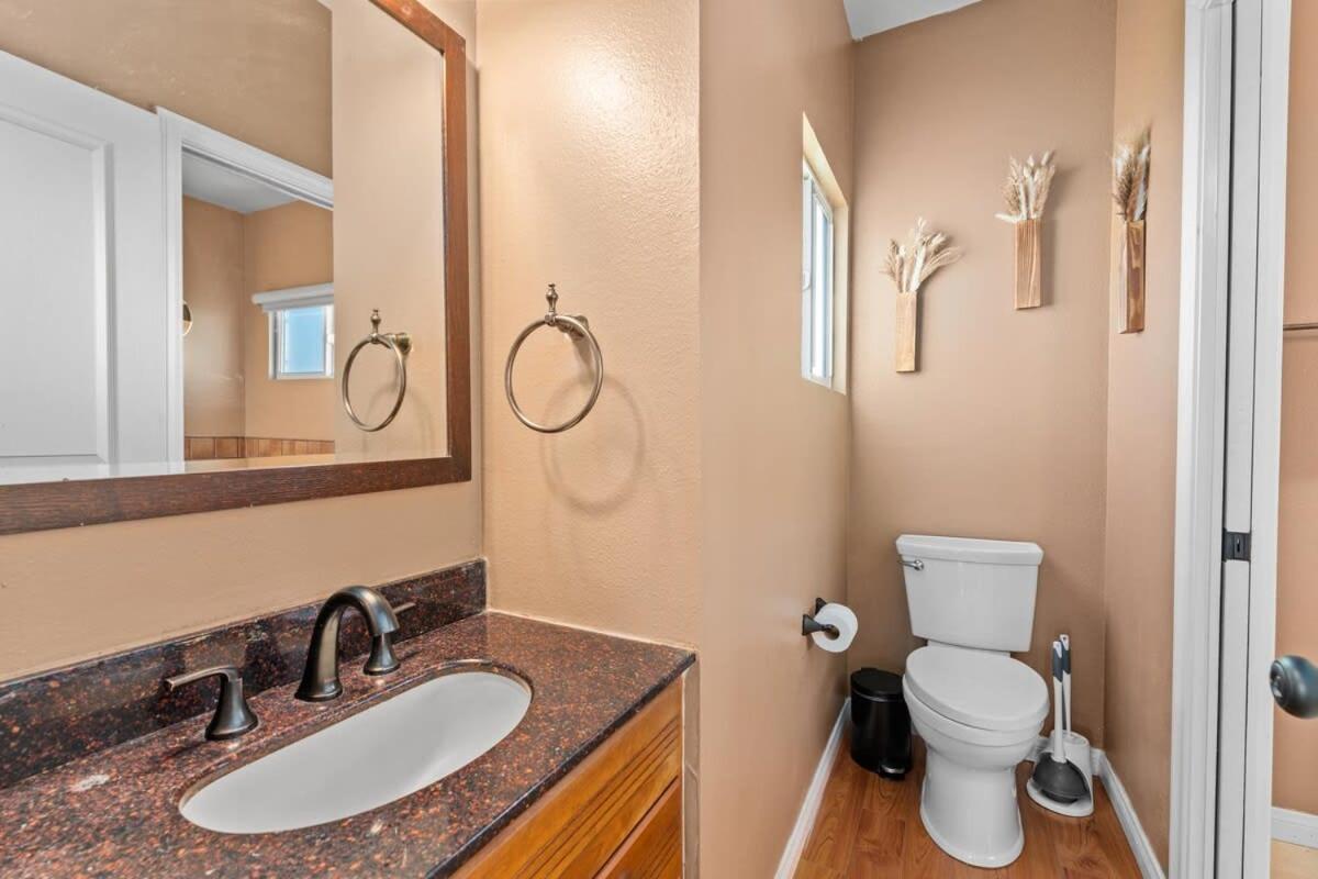 Ainsworth Oasis: The Family Retreat Starts Here