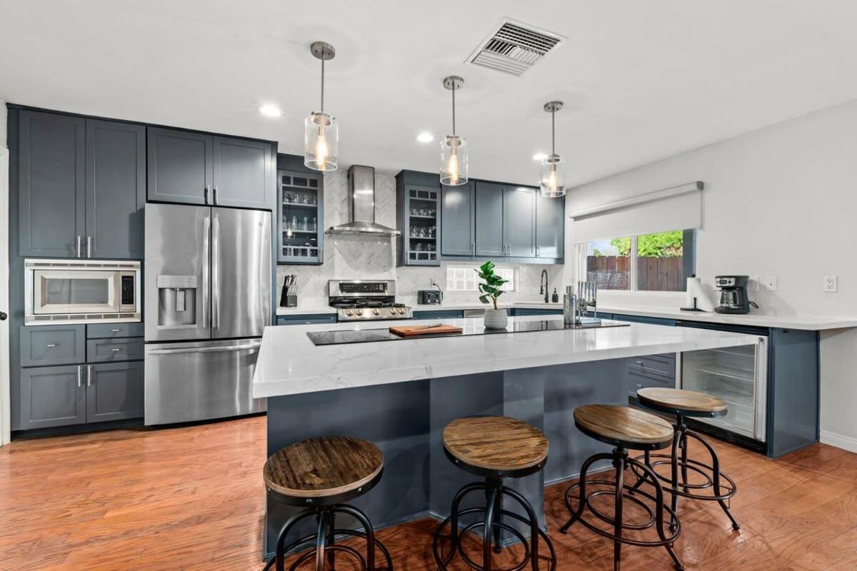 Ainsworth Oasis: The Family Retreat Starts Here Holiday home San Diego