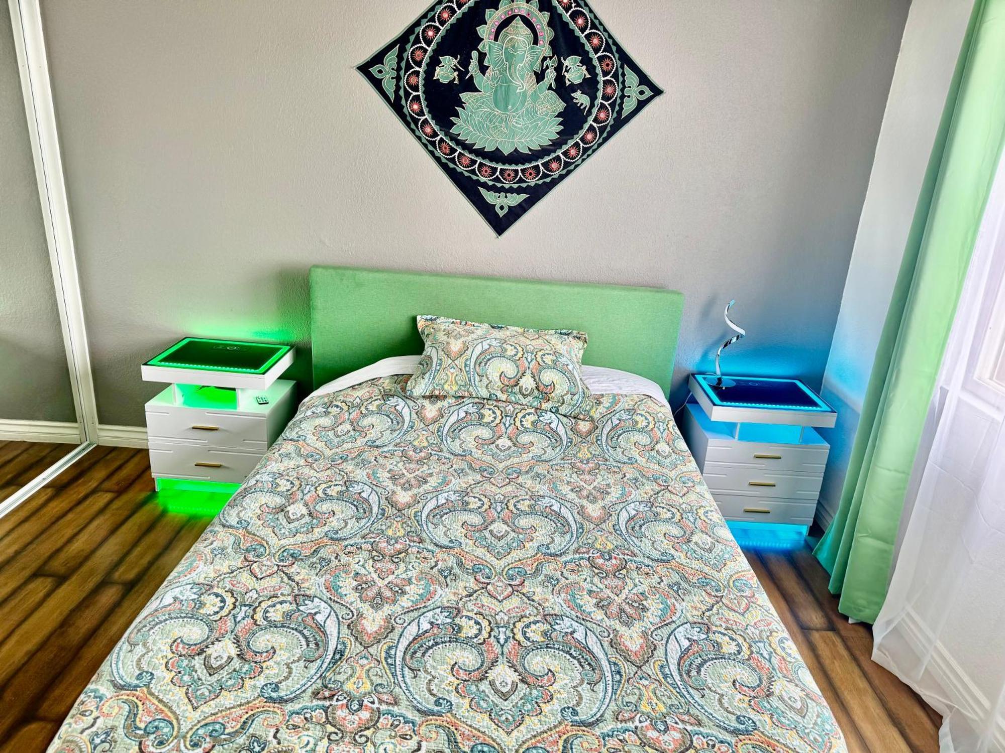 Apartment Artsy Smart Near Downtown & Balboa Park San Diego