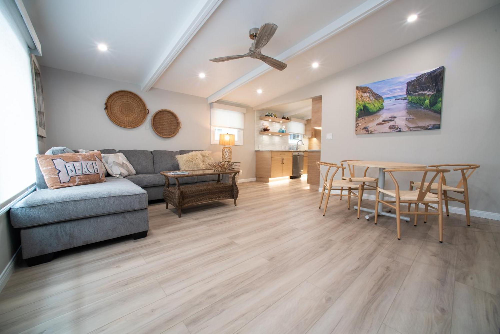 La Jolla Windansea Luxury Apartment San Diego