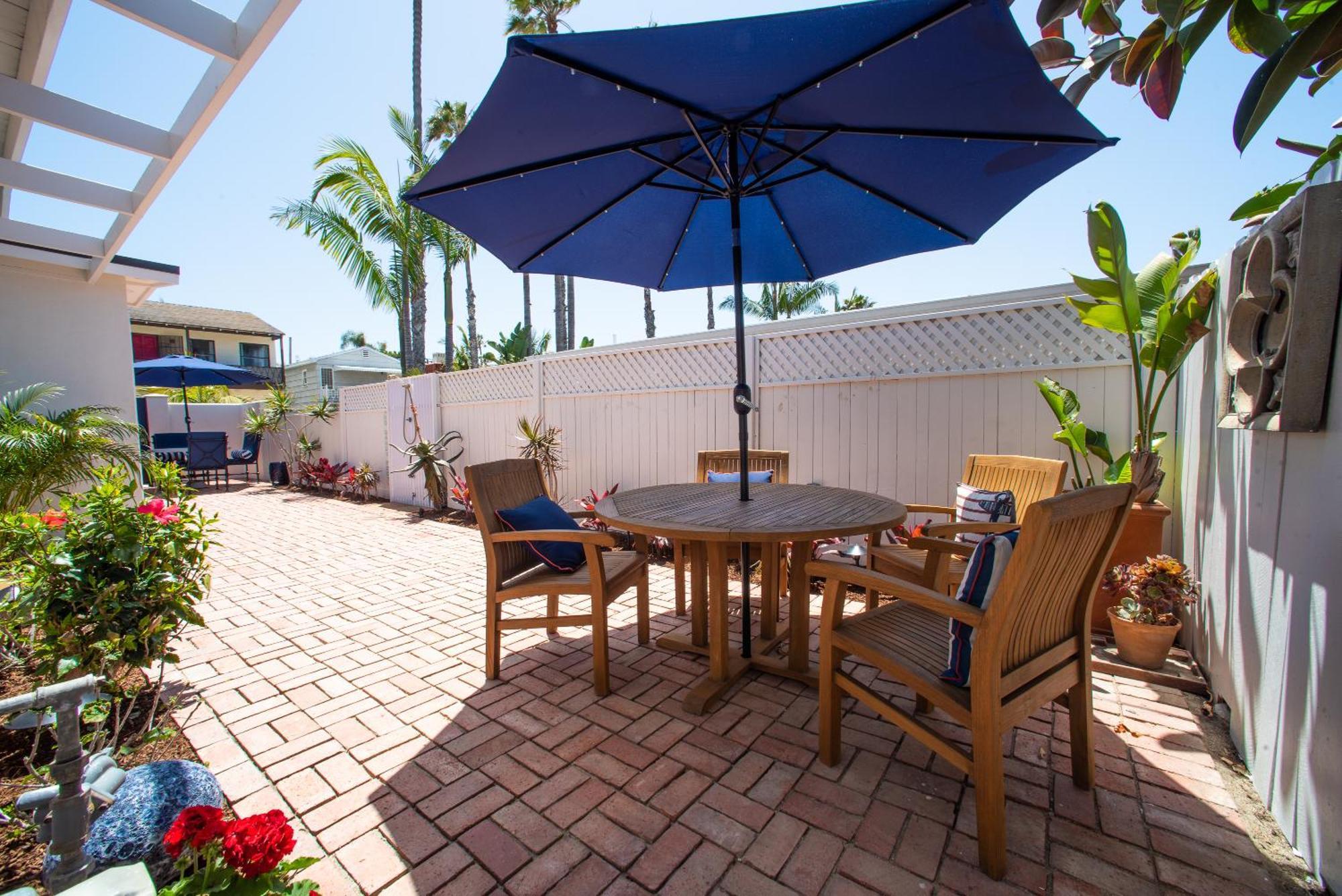 La Jolla Windansea Luxury Apartment