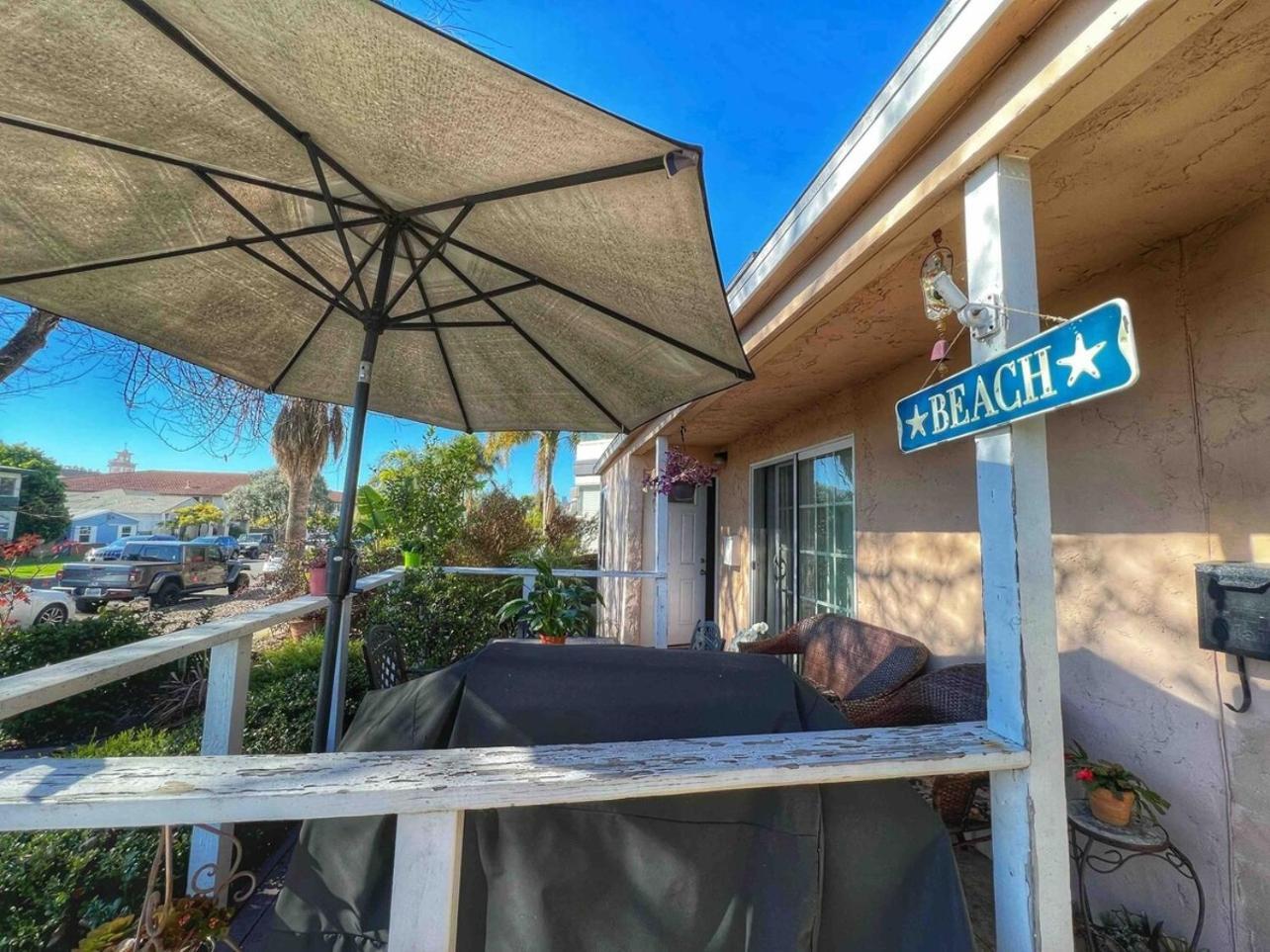 Apartment Pacific Getaway Blocks From The