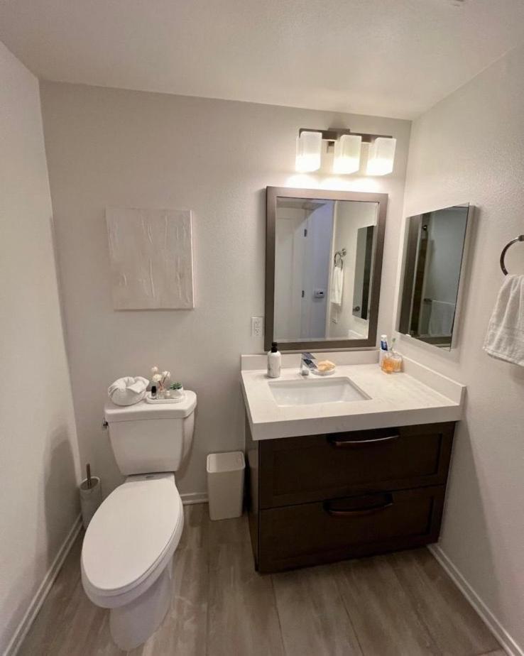 Stylish Downtown Views & Amenities * San Diego