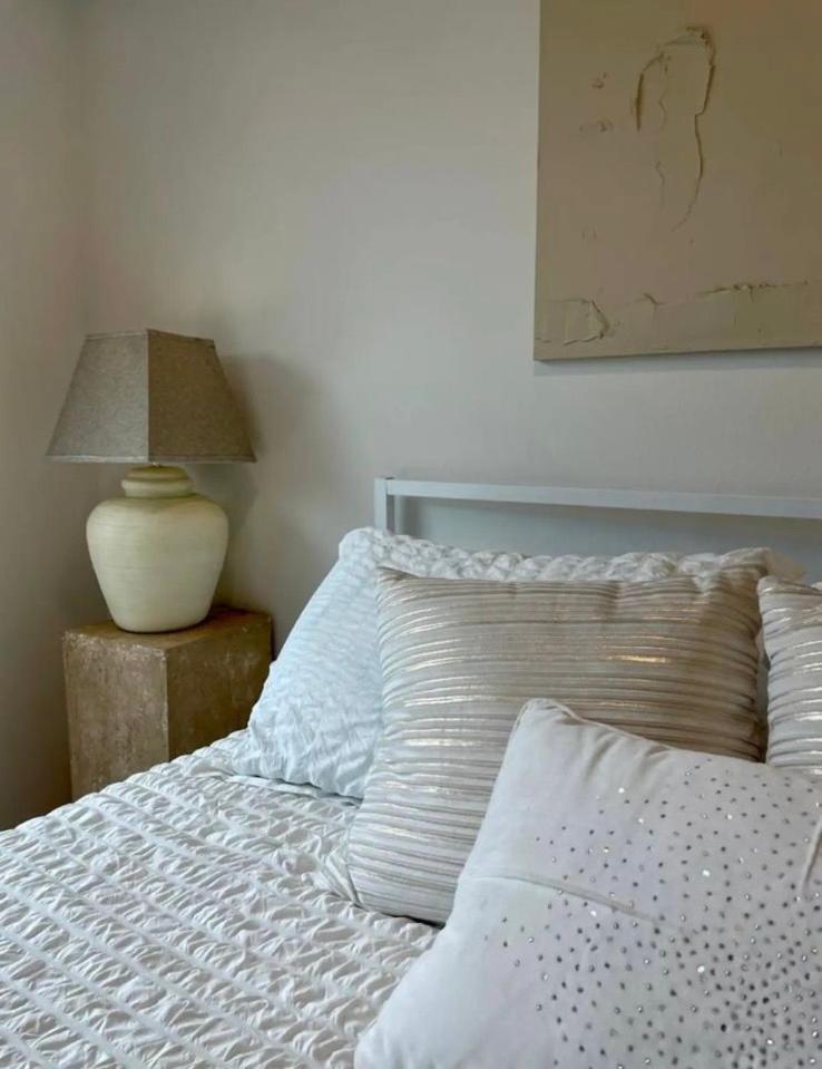 Stylish Downtown Views & Amenities