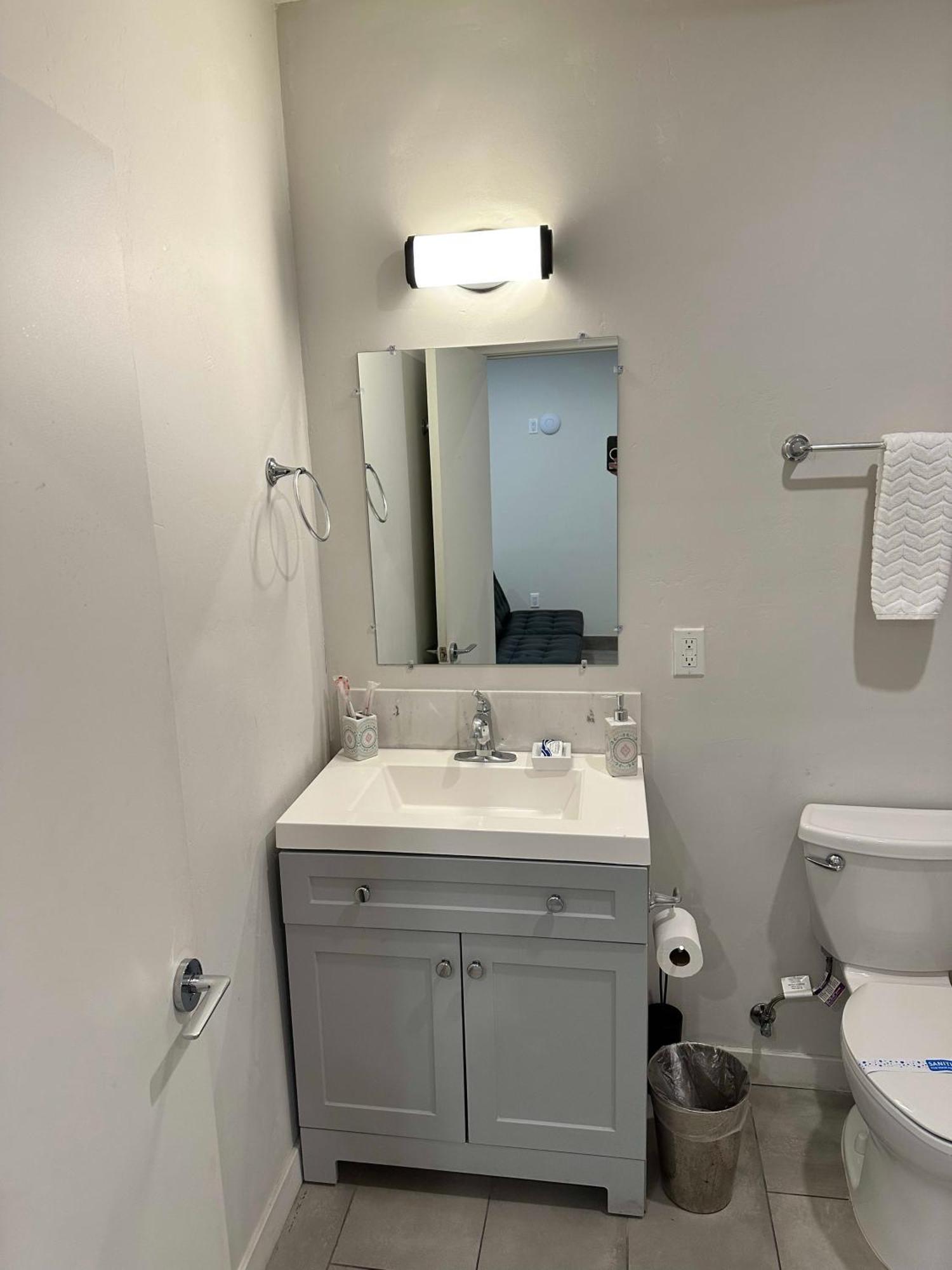 Inn With Private Entrance Next To Balboa Park