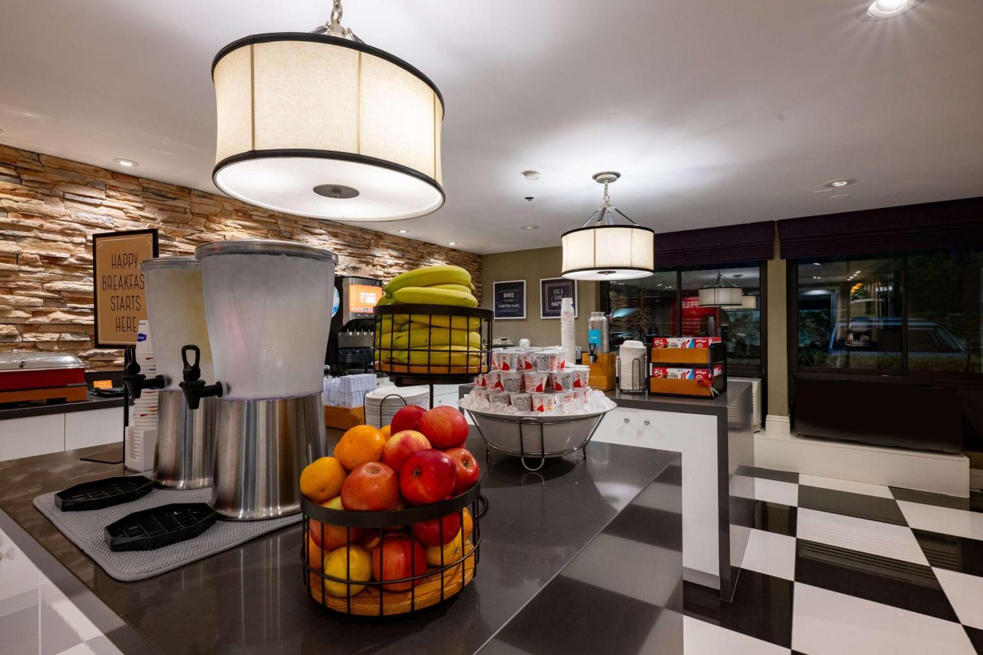 Hampton By Hilton - Kearny Mesa Hotel