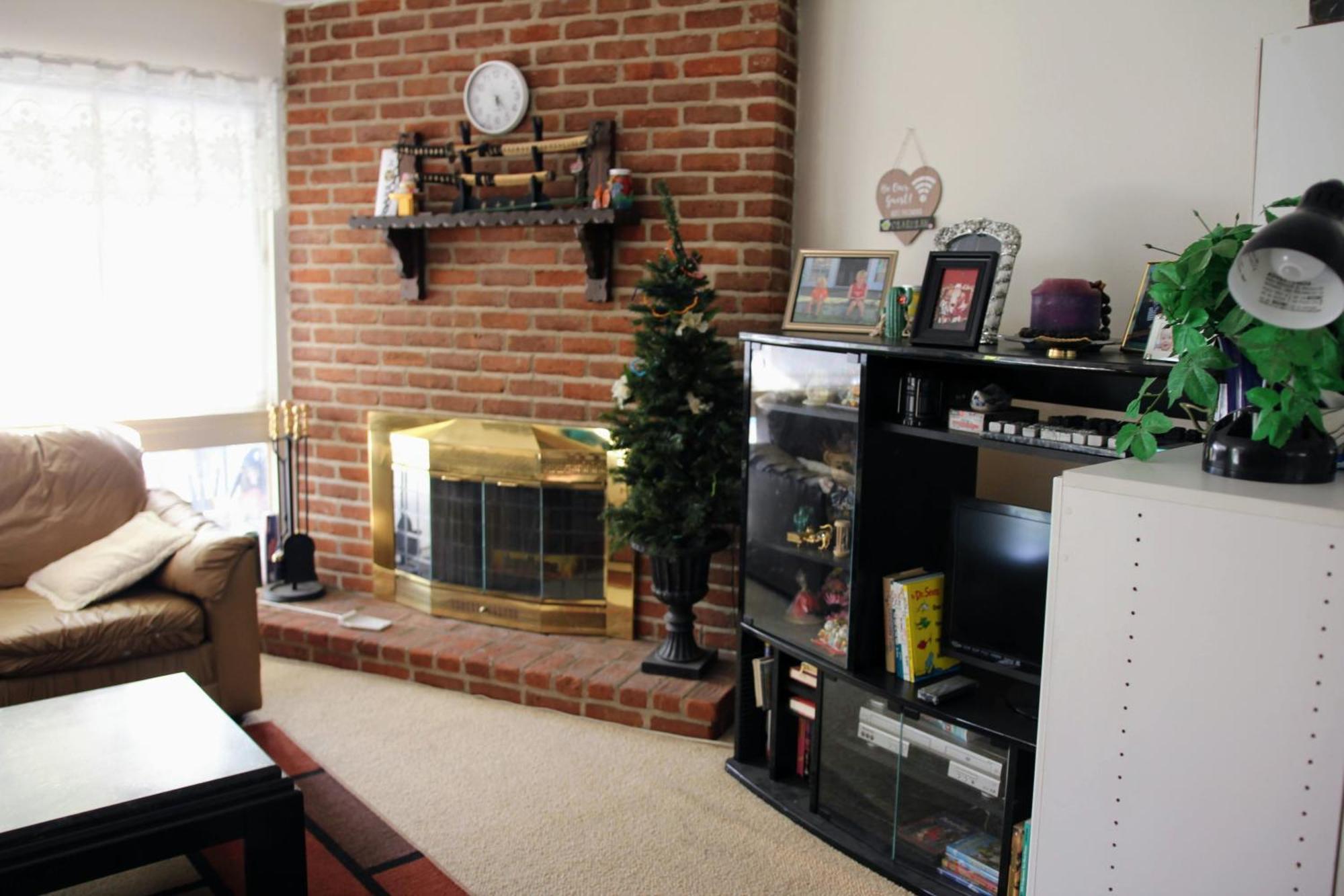 Affordable Private With Pool Access And Free Parking Near Zoo And Beaches Homestay