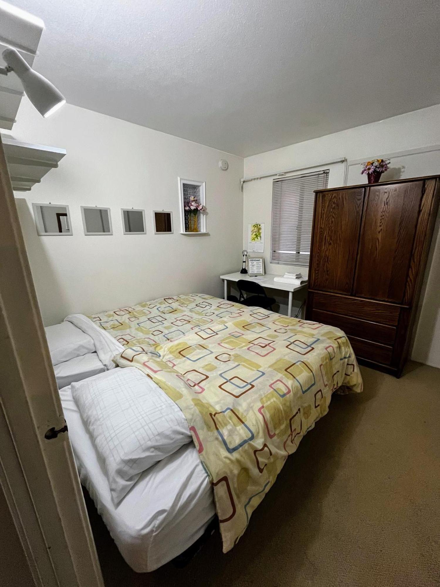 Affordable Private With Pool Access And Free Parking Near Zoo And Beaches Homestay *