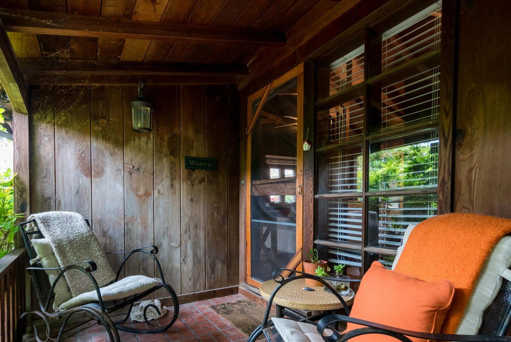 Hotel Redwood Hollow