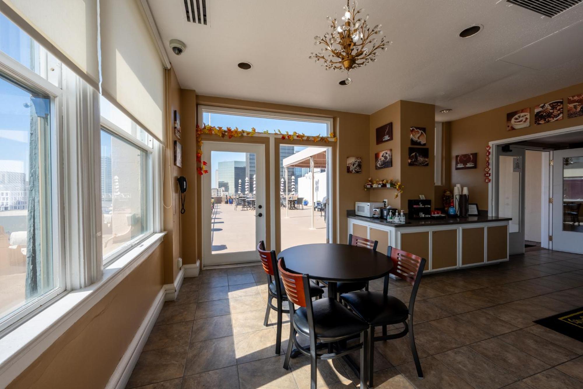 Gaslamp Plaza Hotel 4*