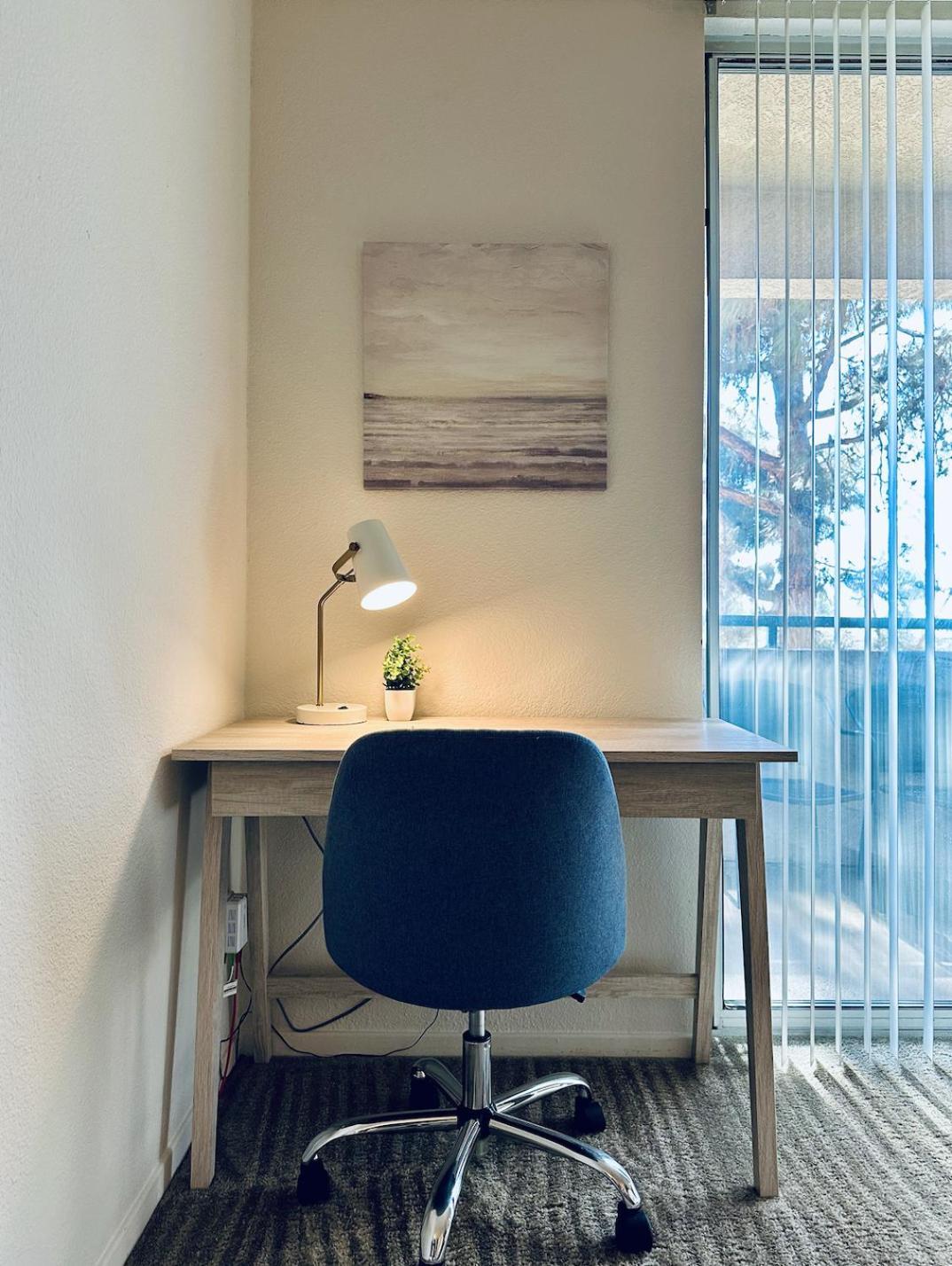 Modern 1br In Heart Of Utc - Close To Beaches, Shopping, Dining, Ucsd