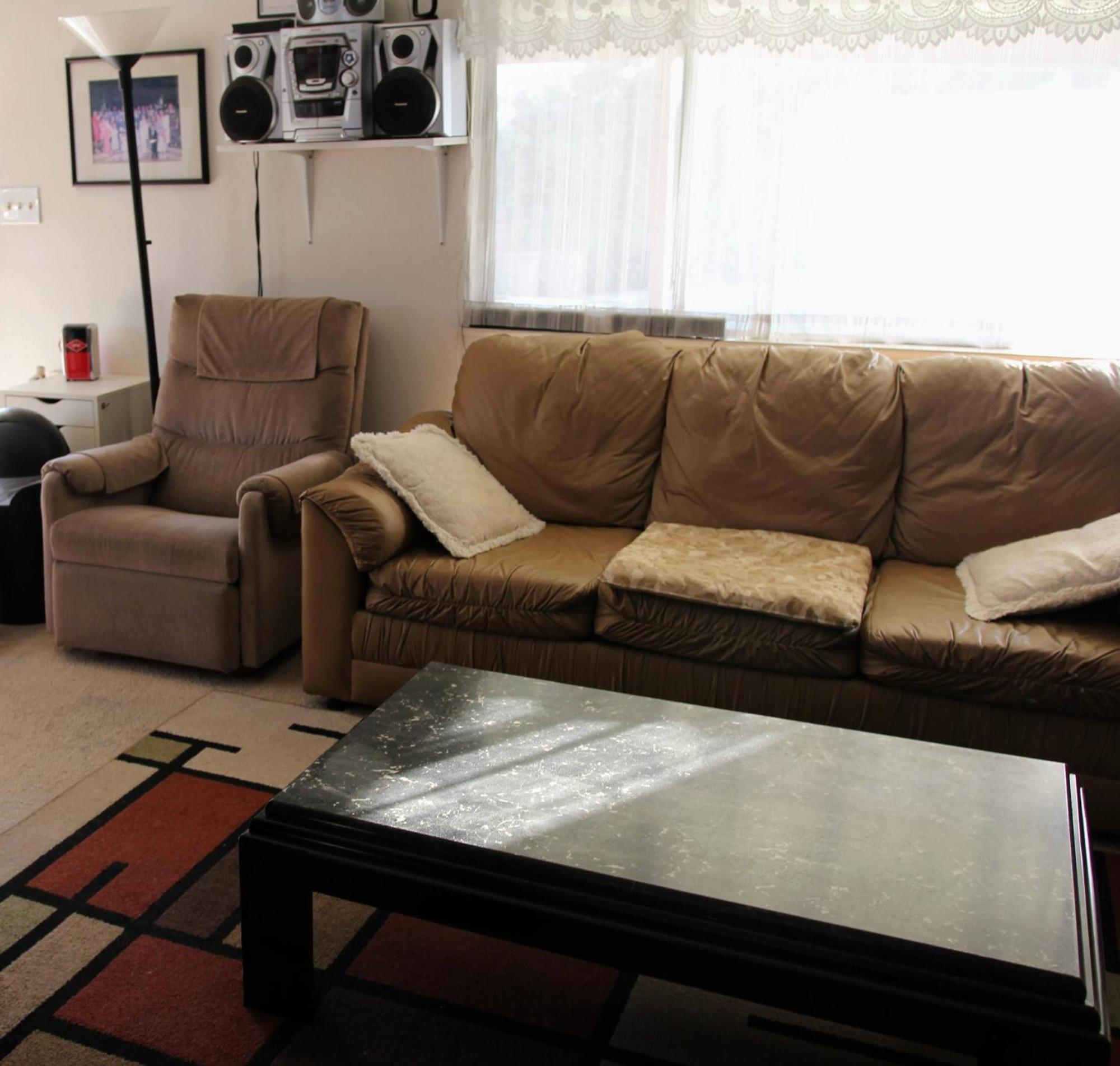 Homestay Affordable Private With Pool Access And Free Parking Near Zoo And Beaches