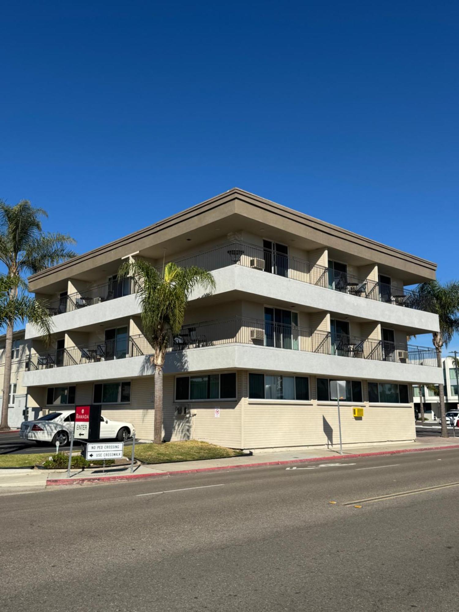 Ramada By Wyndham Airport 2* San Diego