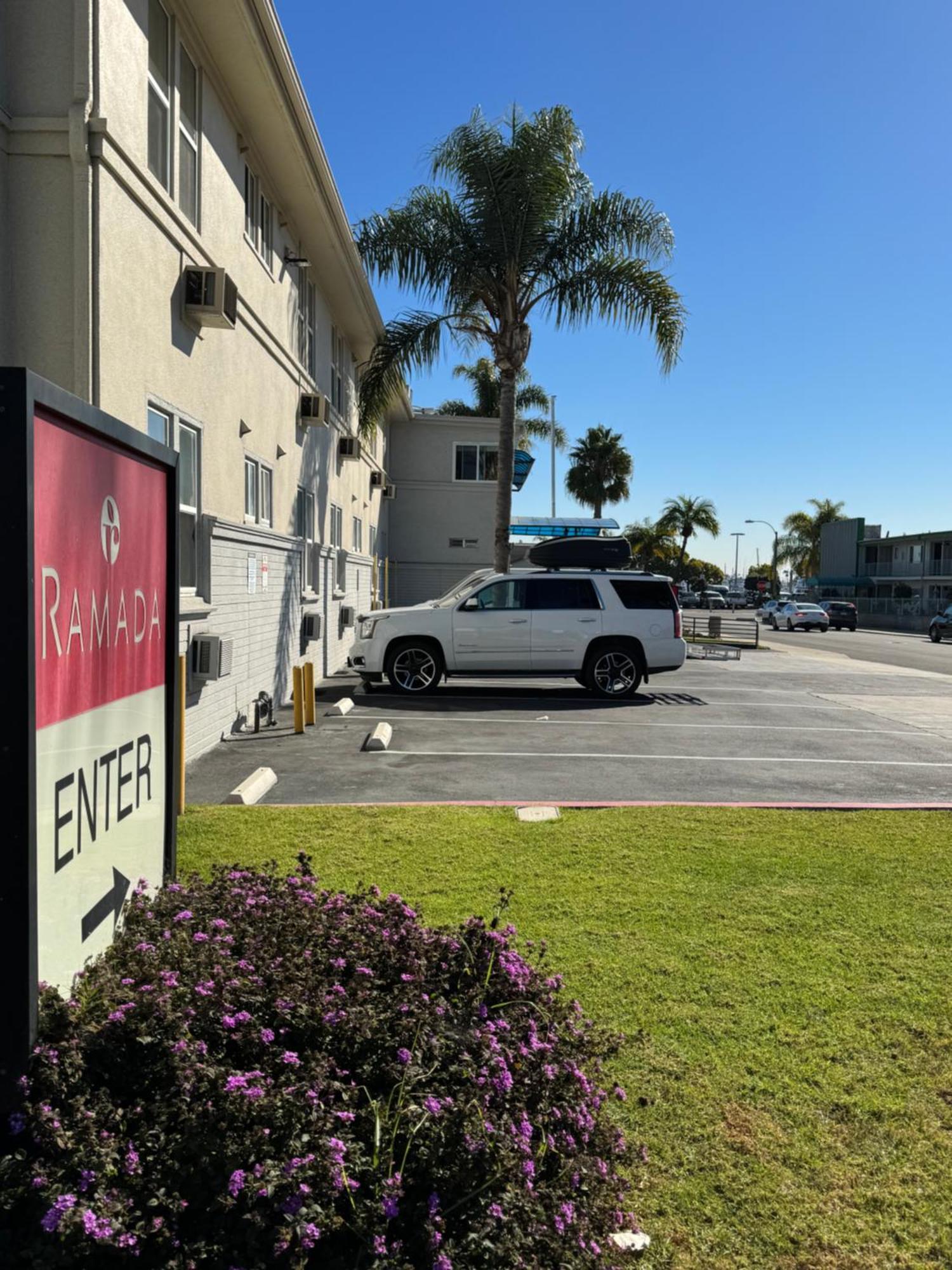 Ramada By Wyndham Airport