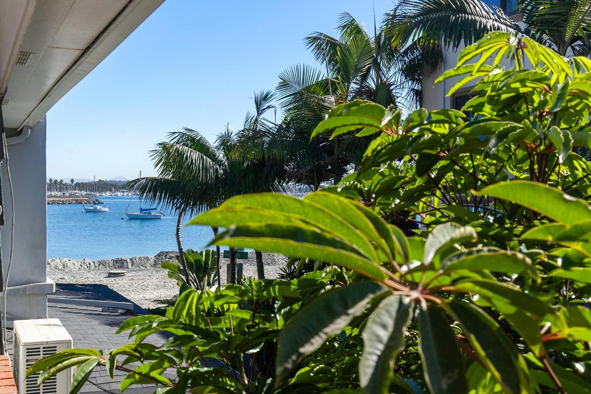 Apartment Bayfront Steps To The - Ultimate Coastal Living San Diego