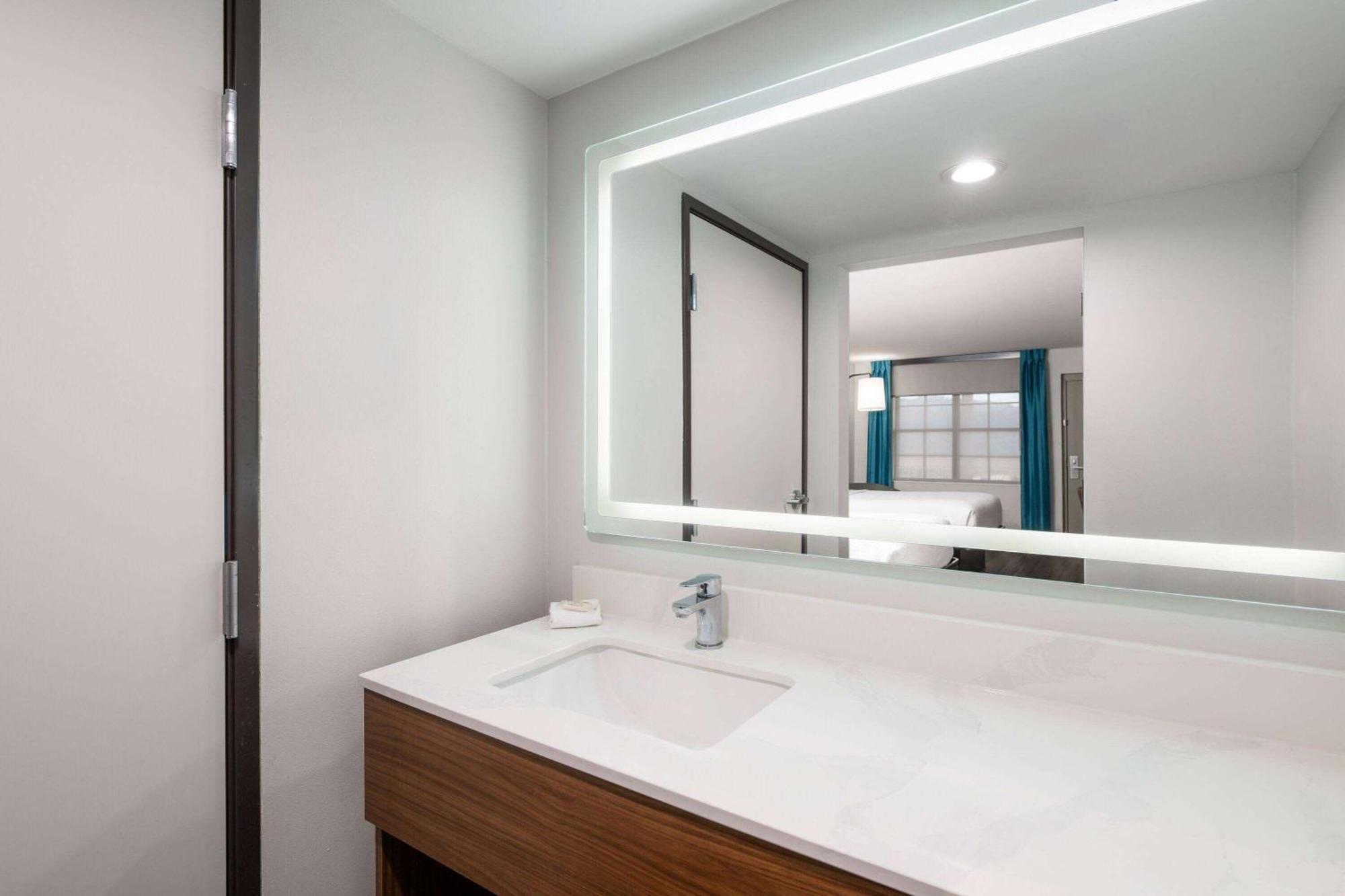 La Quinta By Wyndham - Miramar San Diego