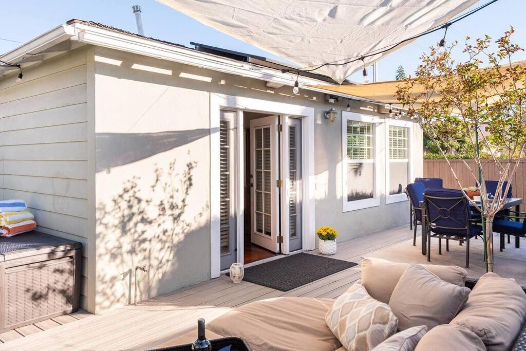 Charming Mid-century Craftsman, Hot Tub With Serene Yard San Diego