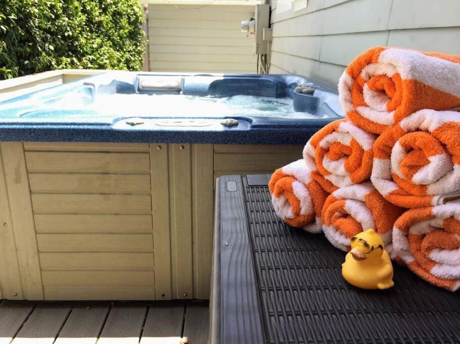 Charming Mid-century Craftsman, Hot Tub With Serene Yard * San Diego
