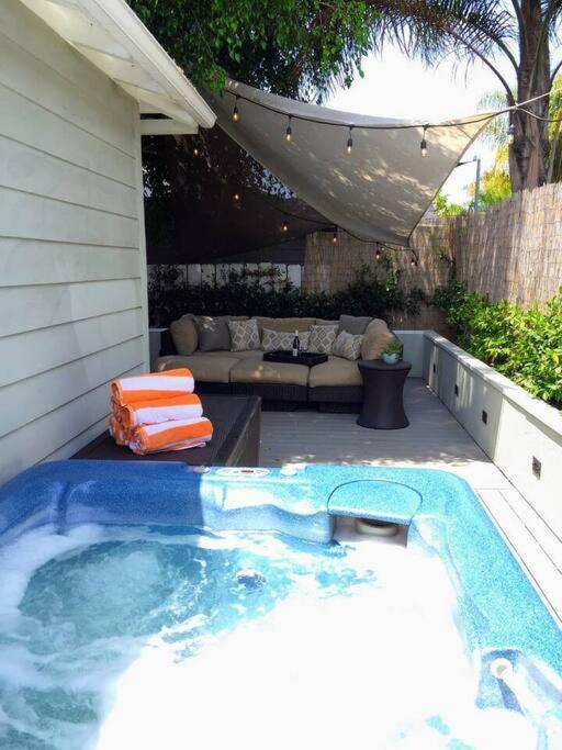 Charming Mid-century Craftsman, Hot Tub With Serene Yard San Diego