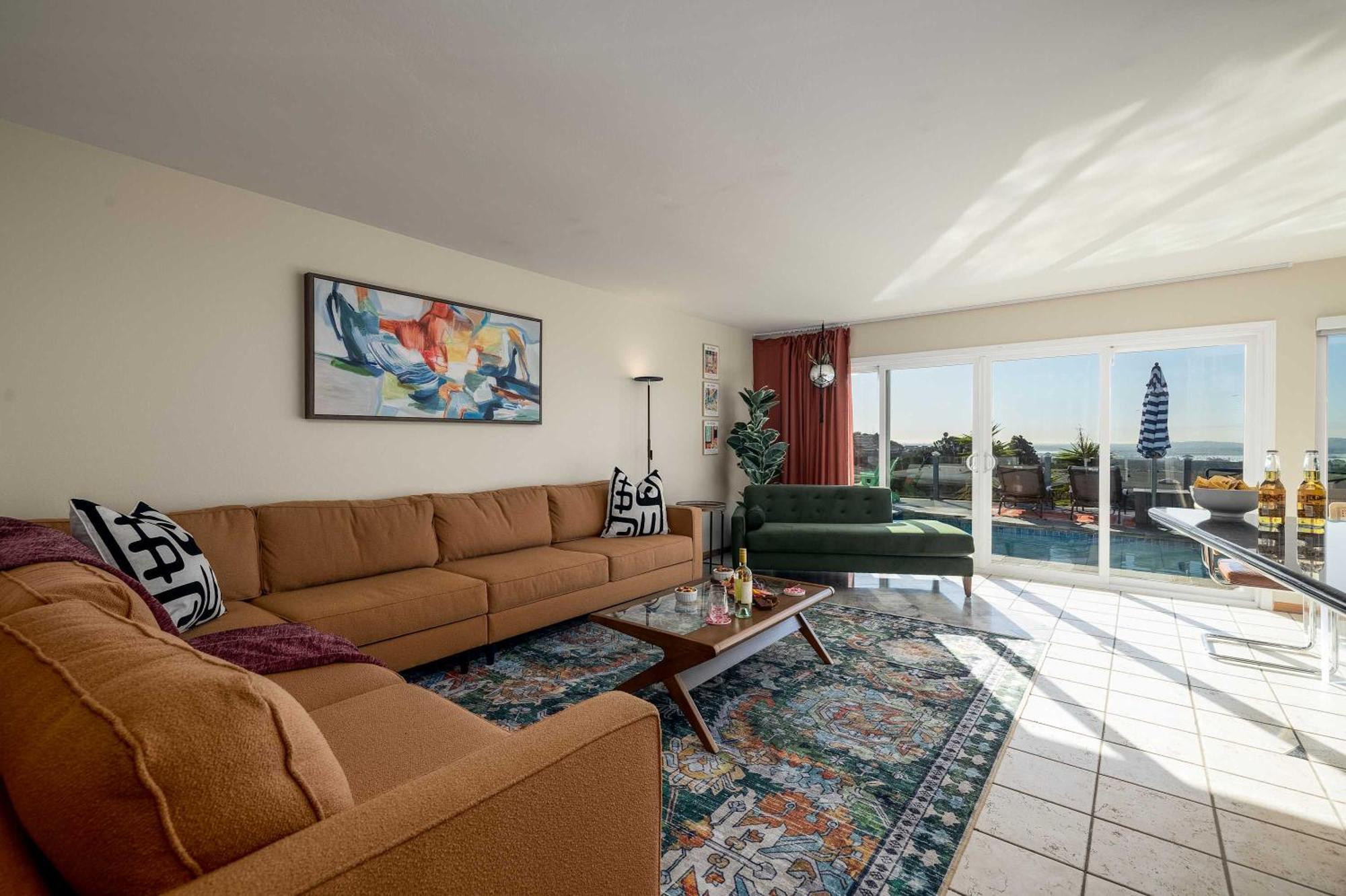 Bay View Bliss Holiday home