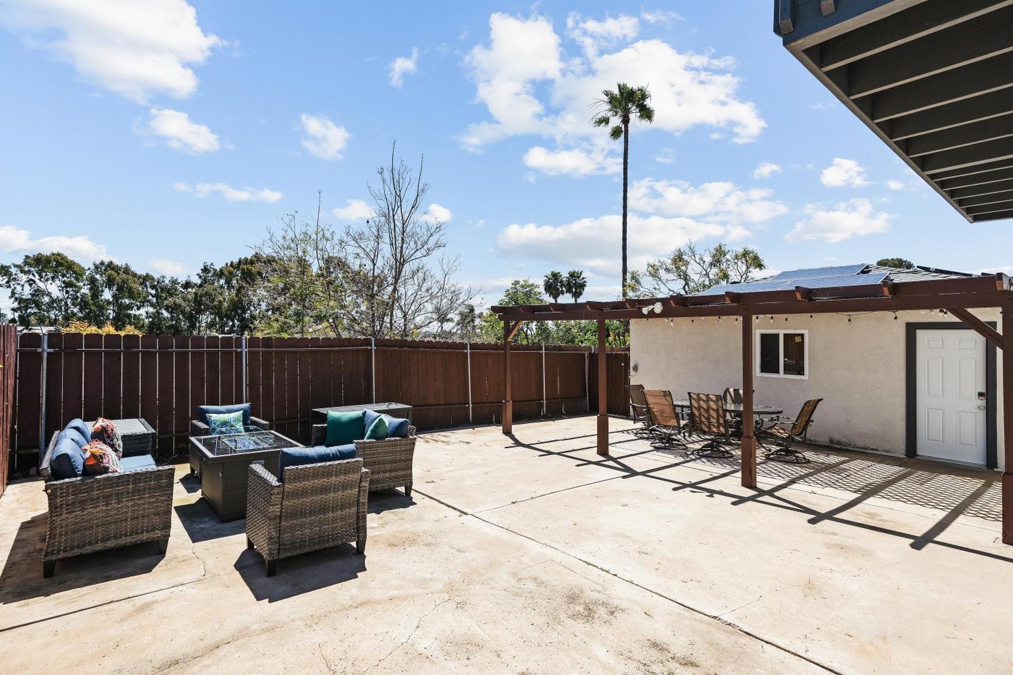 Apartment Peaceful Getaway With Renovated Amenities *