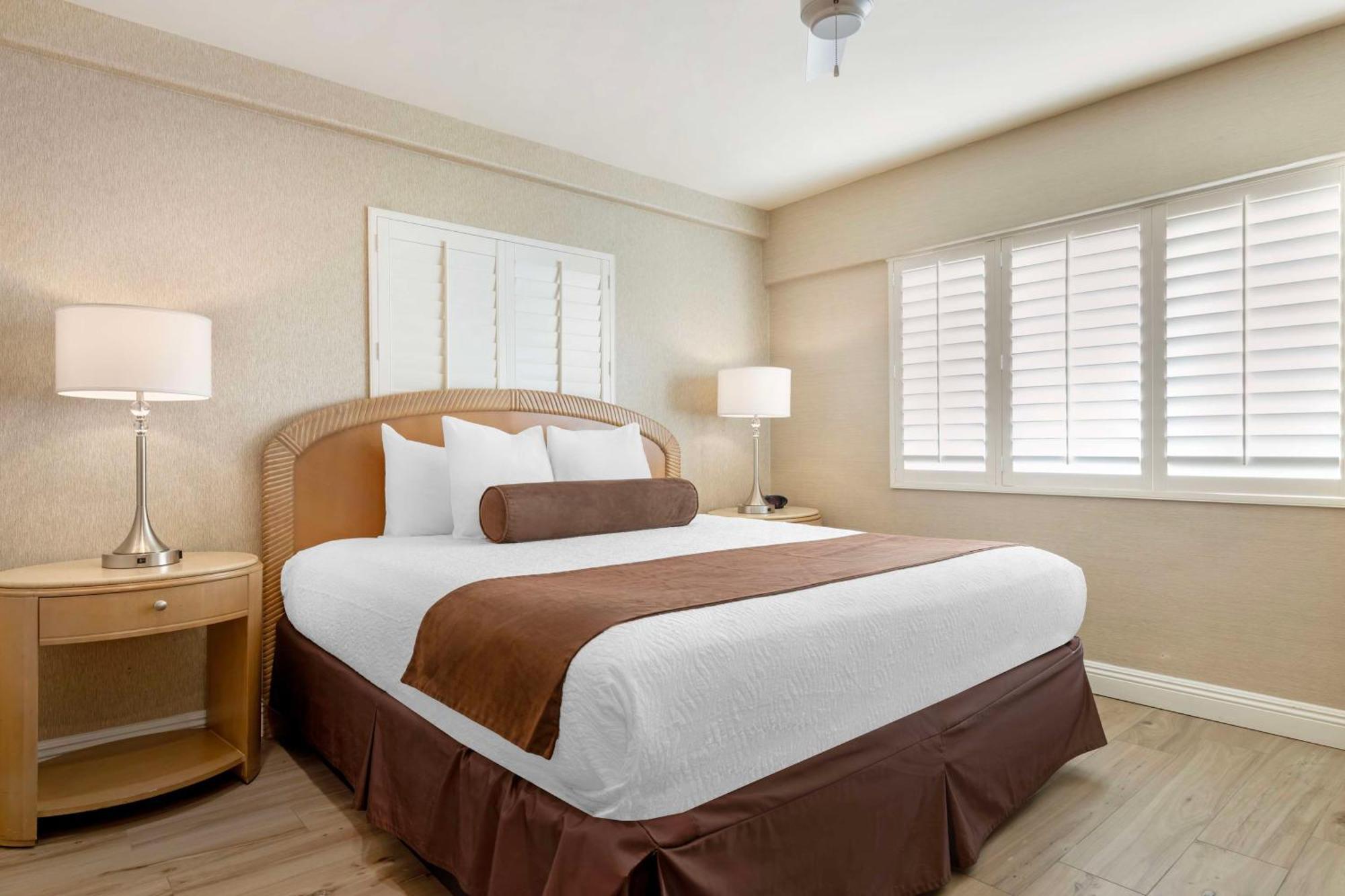 Hotel Western Downtown