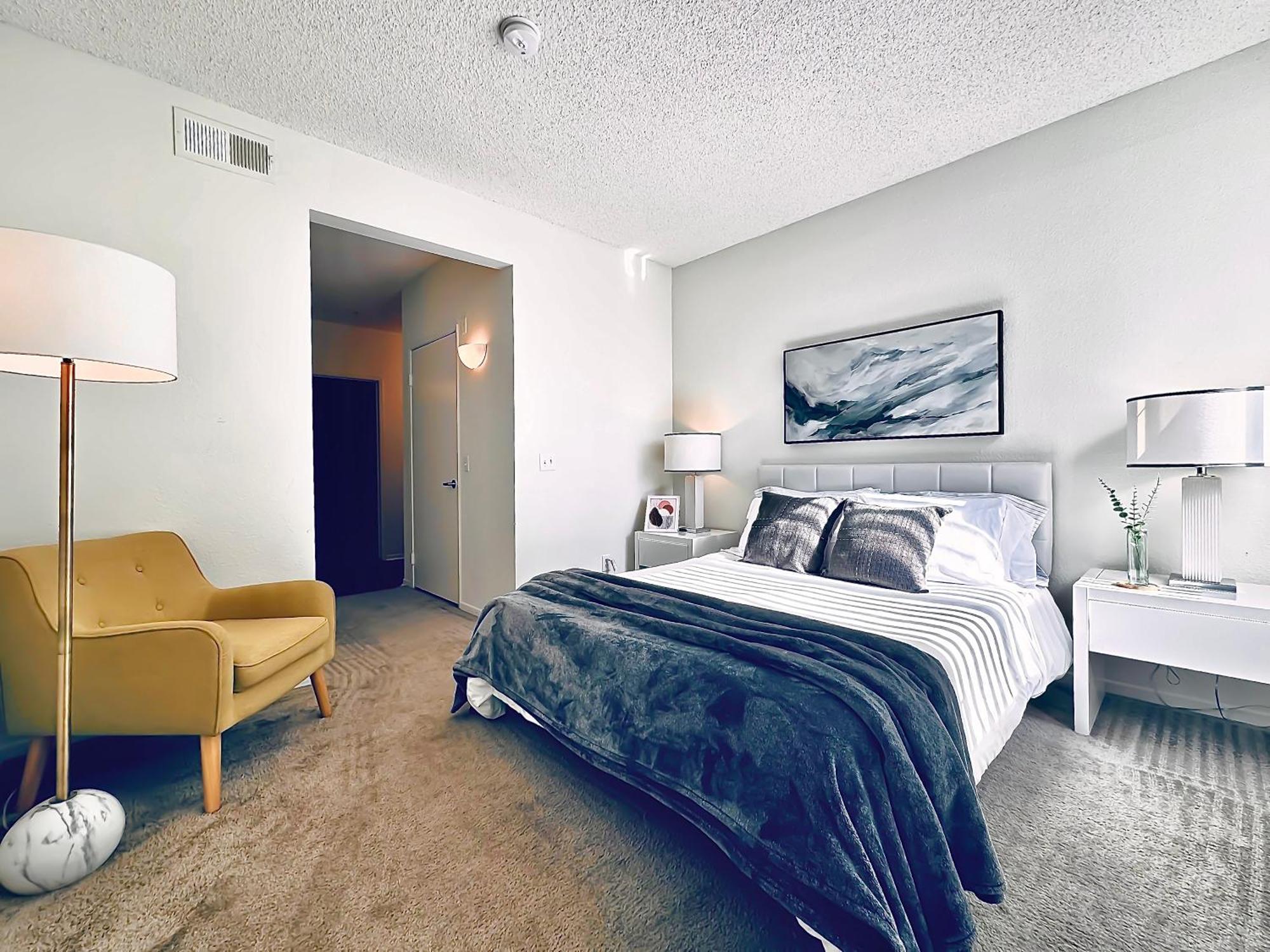 Modern 1br In Heart Of Utc - Close To Beaches, Shopping, Dining, Ucsd