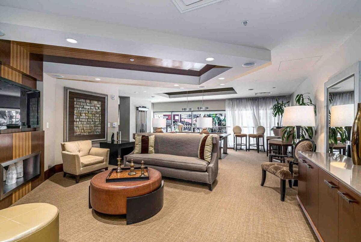 Apartment Little Italy Marina By The Ocean *