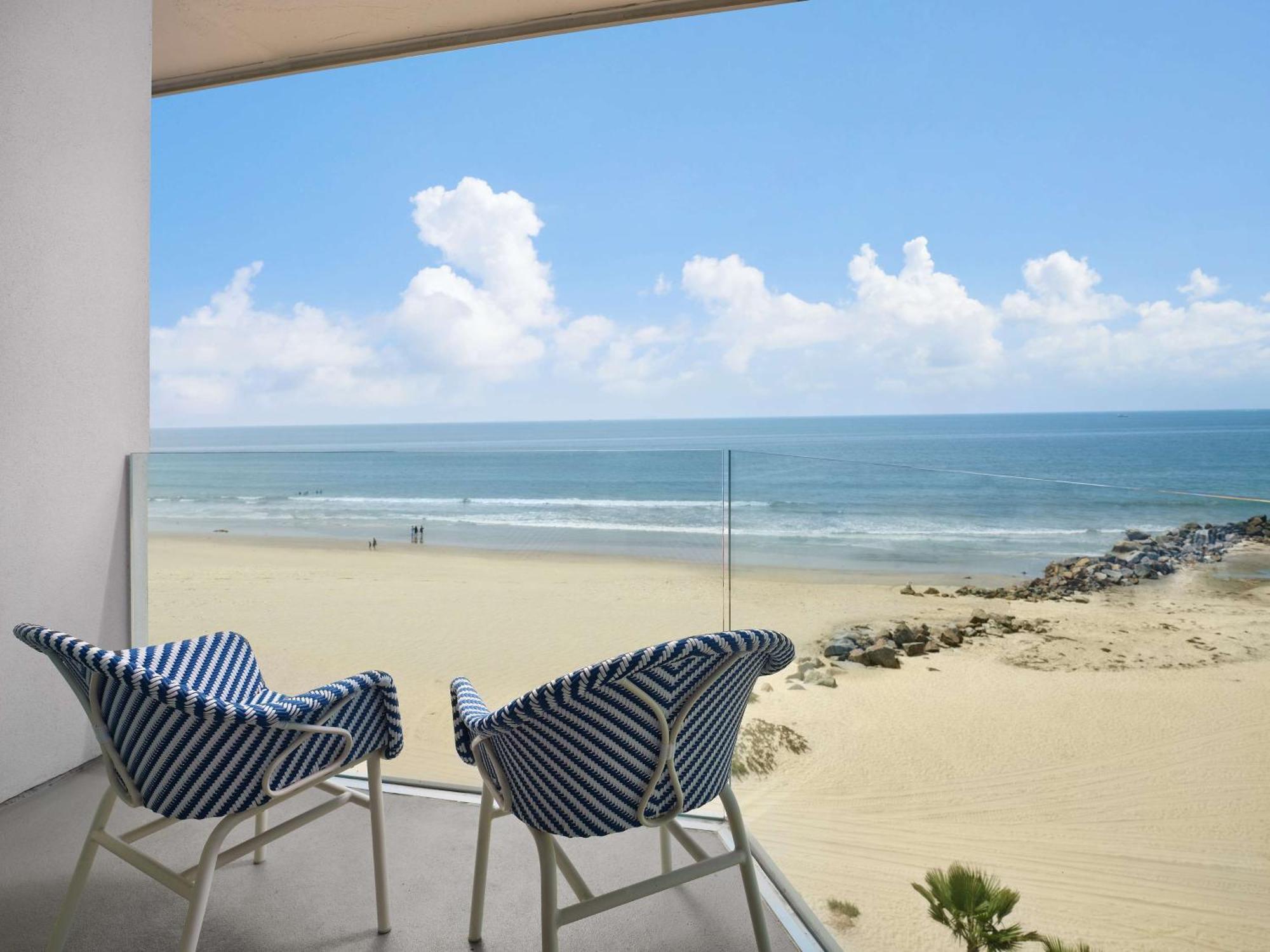 Del Coronado, Curio Collection By Hilton