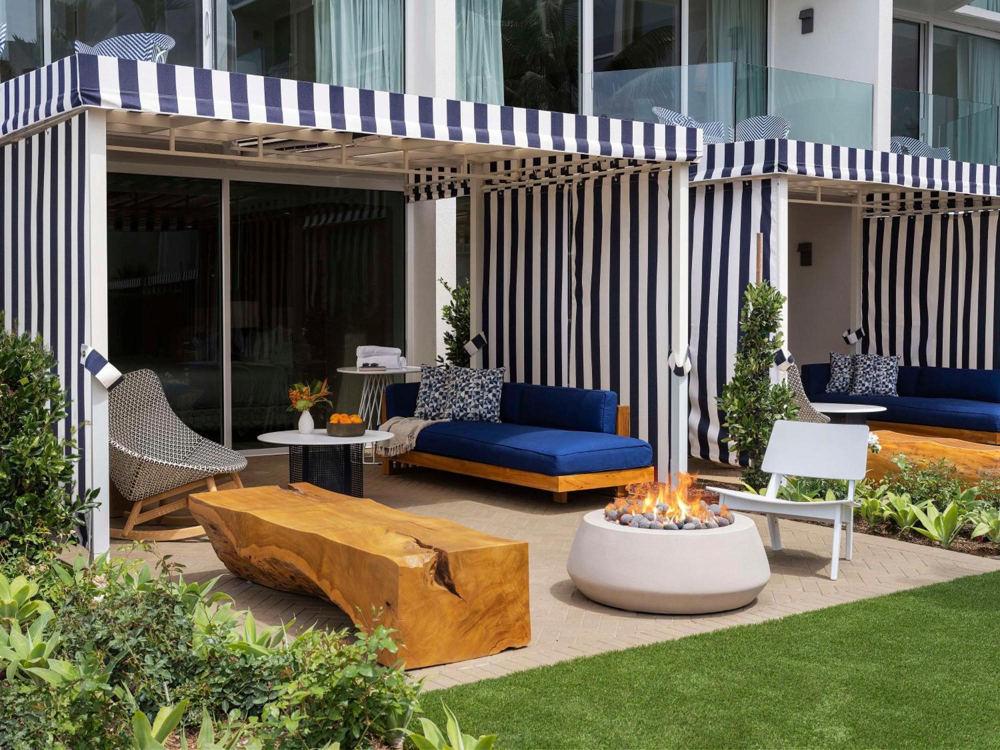 Del Coronado, Curio Collection By Hilton San Diego