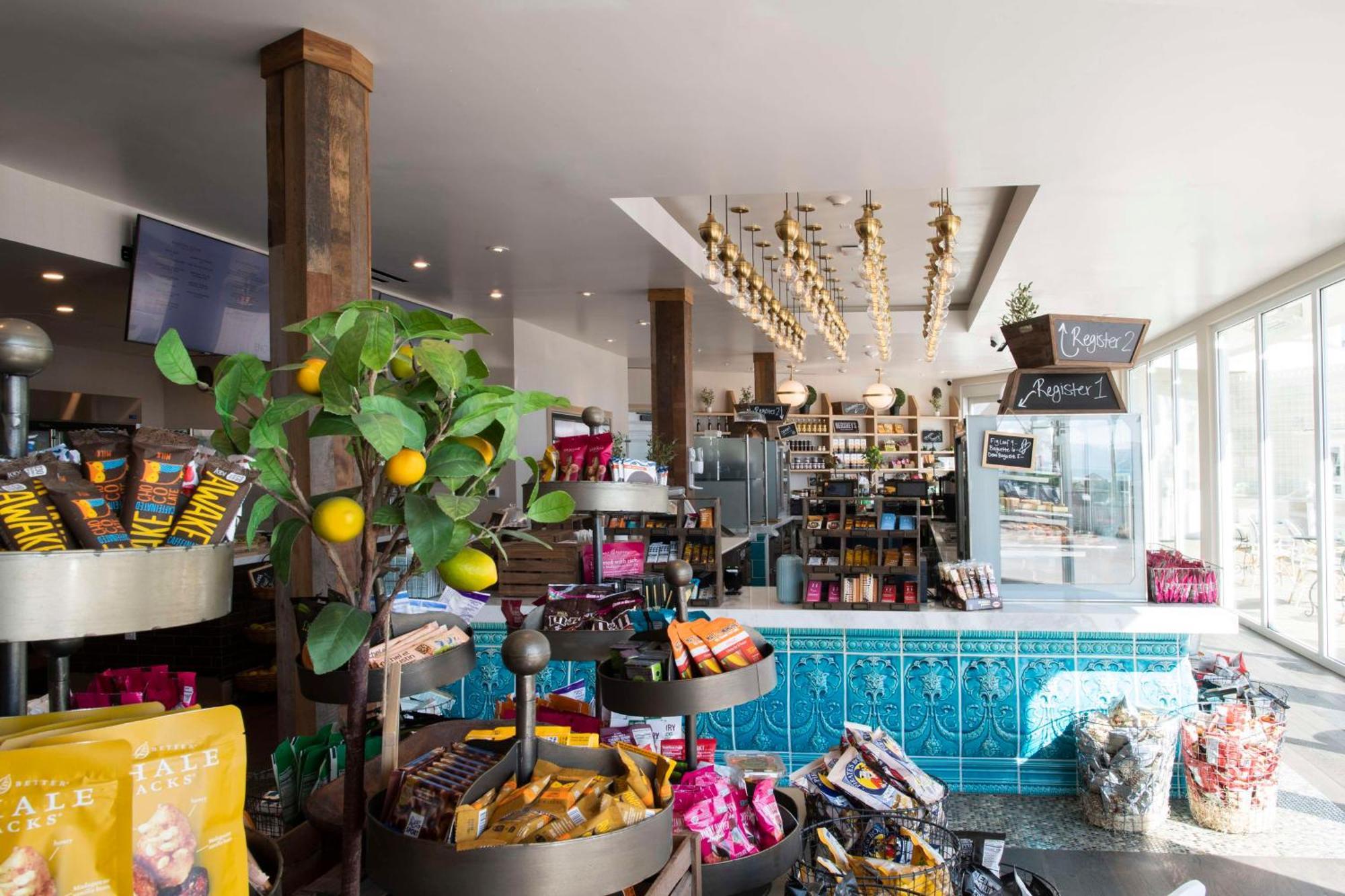 Del Coronado, Curio Collection By Hilton 4*