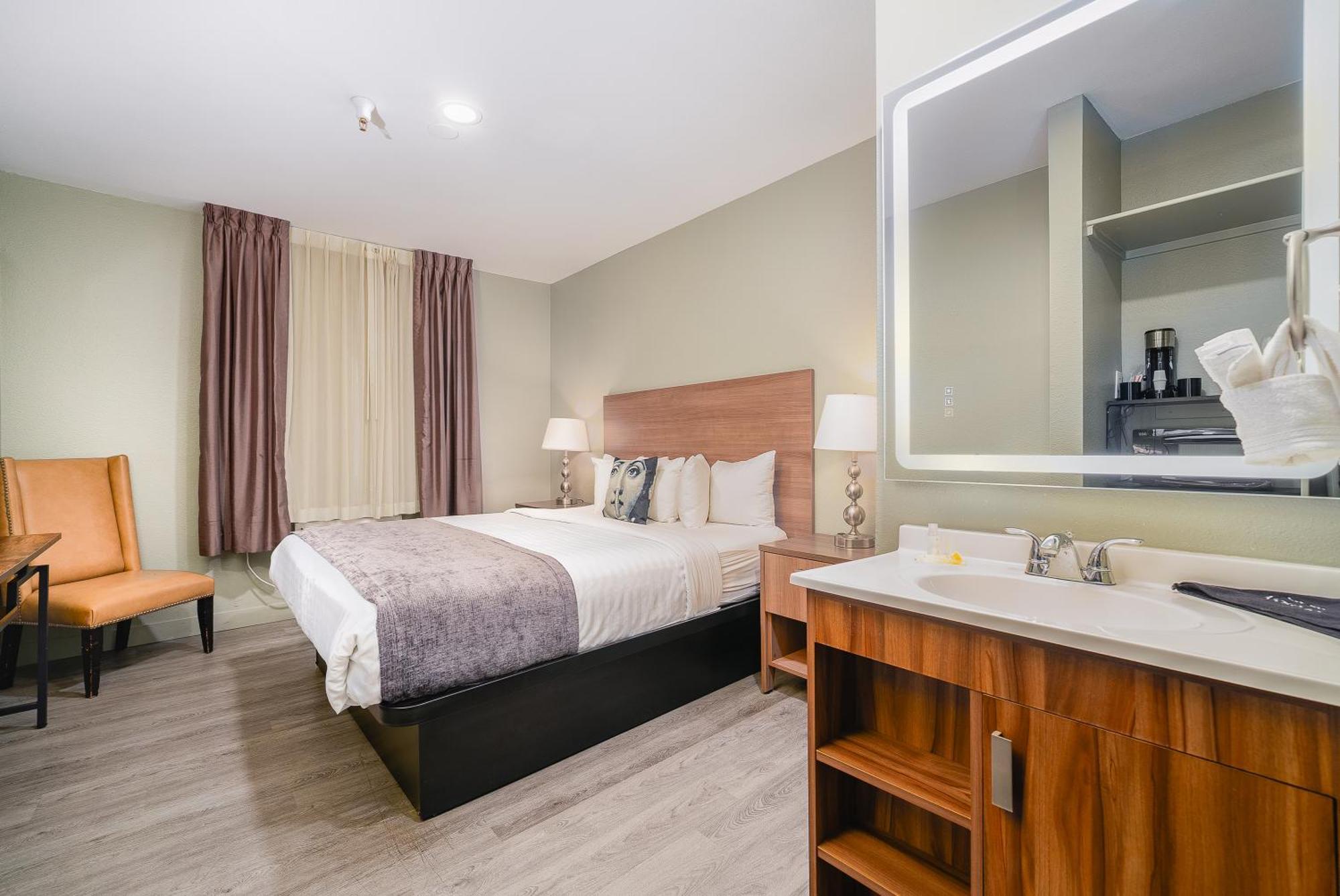 Hotel Urban Boutique Hotel- Little Italy, Downtown