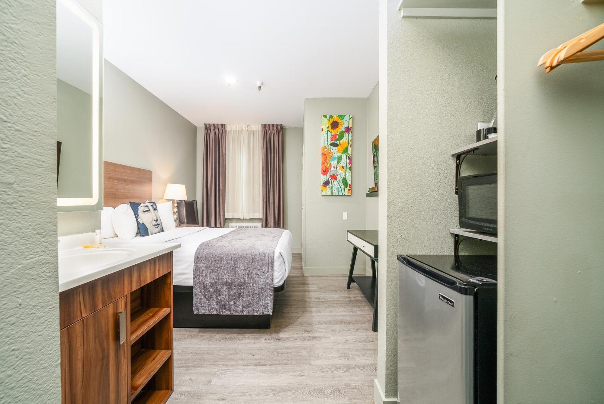 Urban Boutique Hotel- Little Italy, Downtown Hotel San Diego