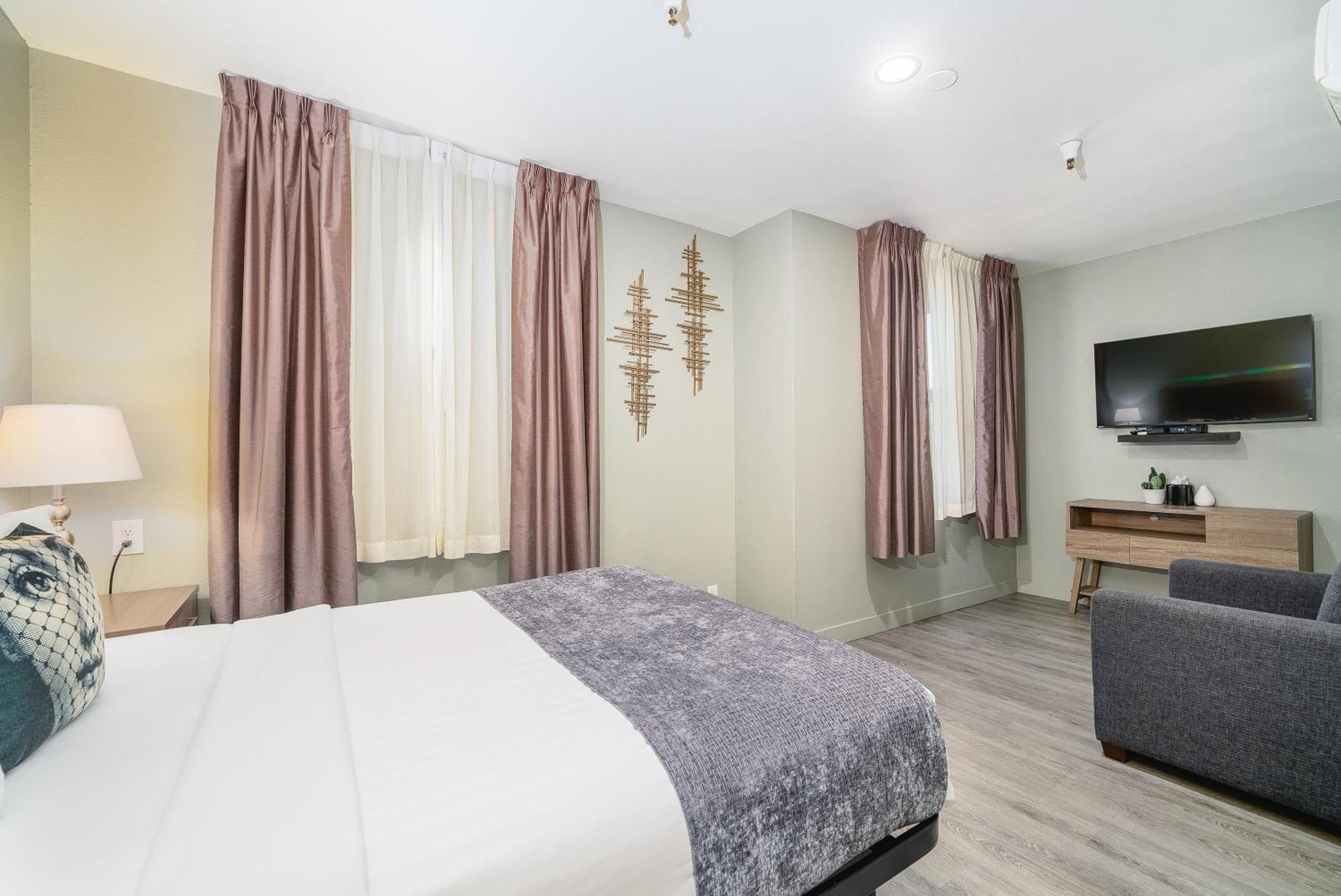 Urban Boutique Hotel- Little Italy, Downtown San Diego