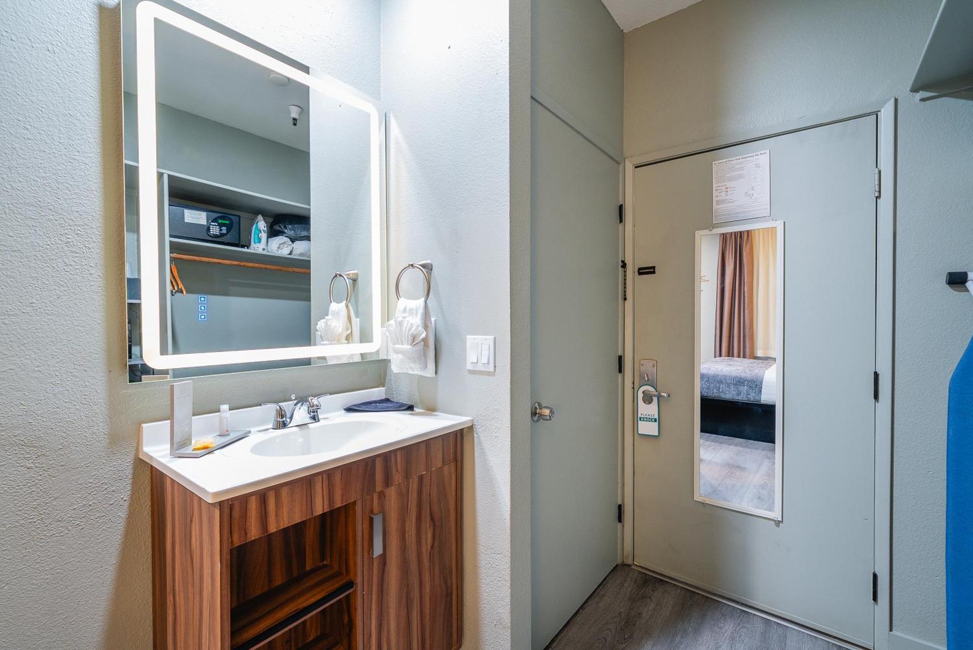 Urban Boutique Hotel- Little Italy, Downtown Hotel