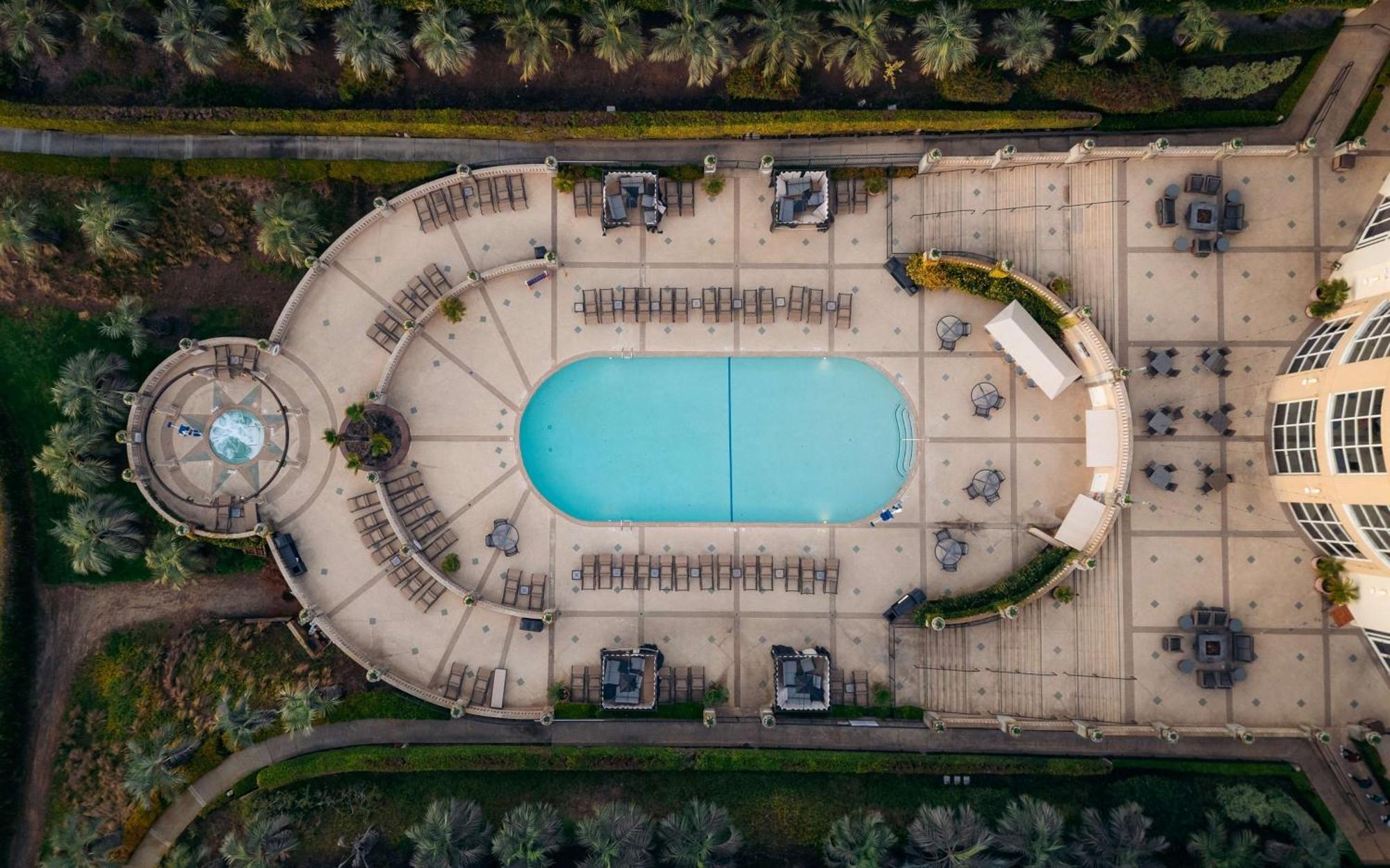 Hilton La Jolla Torrey Pines Resort 4*
