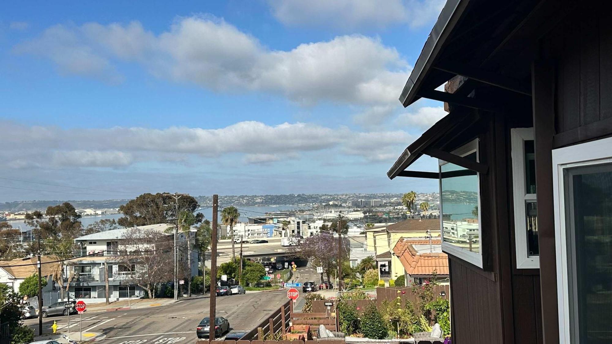 Big With Ocean View Max 6 Sleepers Apartment San Diego