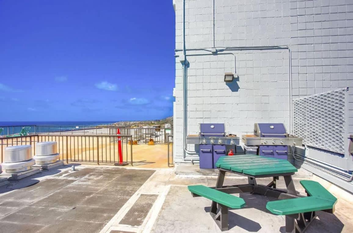Panoramic Ocean Views & Boardwalk Access Holiday home *