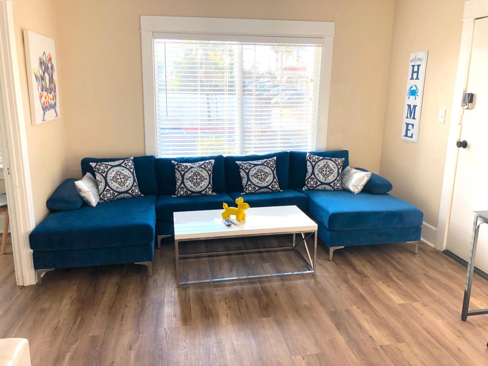 Apartment Viva California - Cozy With Backyard Oasis, Bbq & Firepit *