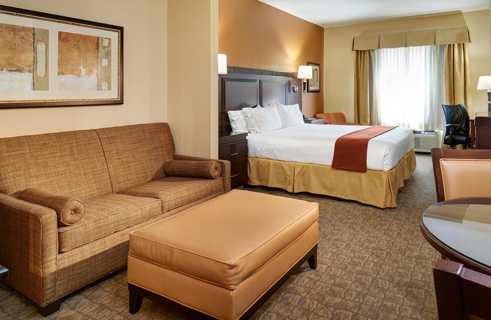 Express - Sorrento Valley By Ihg Hotel 2*