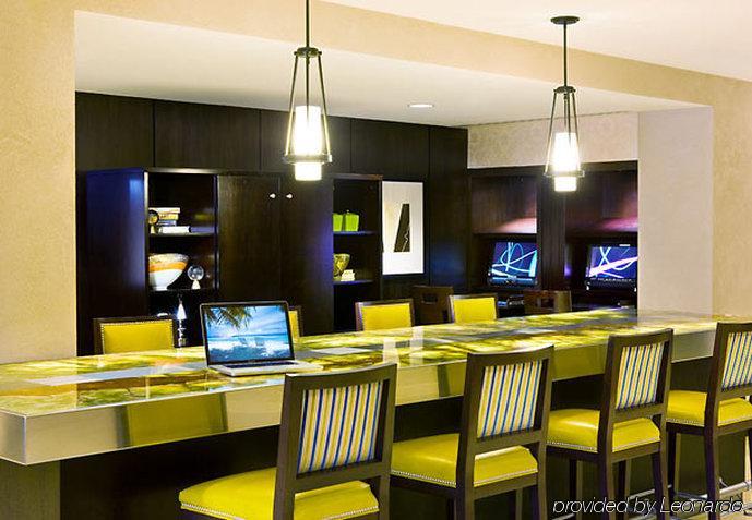 By Marriott Downtown/gaslamp Quarter San Diego
