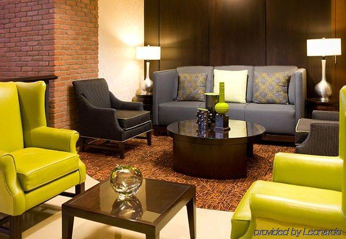 By Marriott Downtown/gaslamp Quarter Hotel 3*