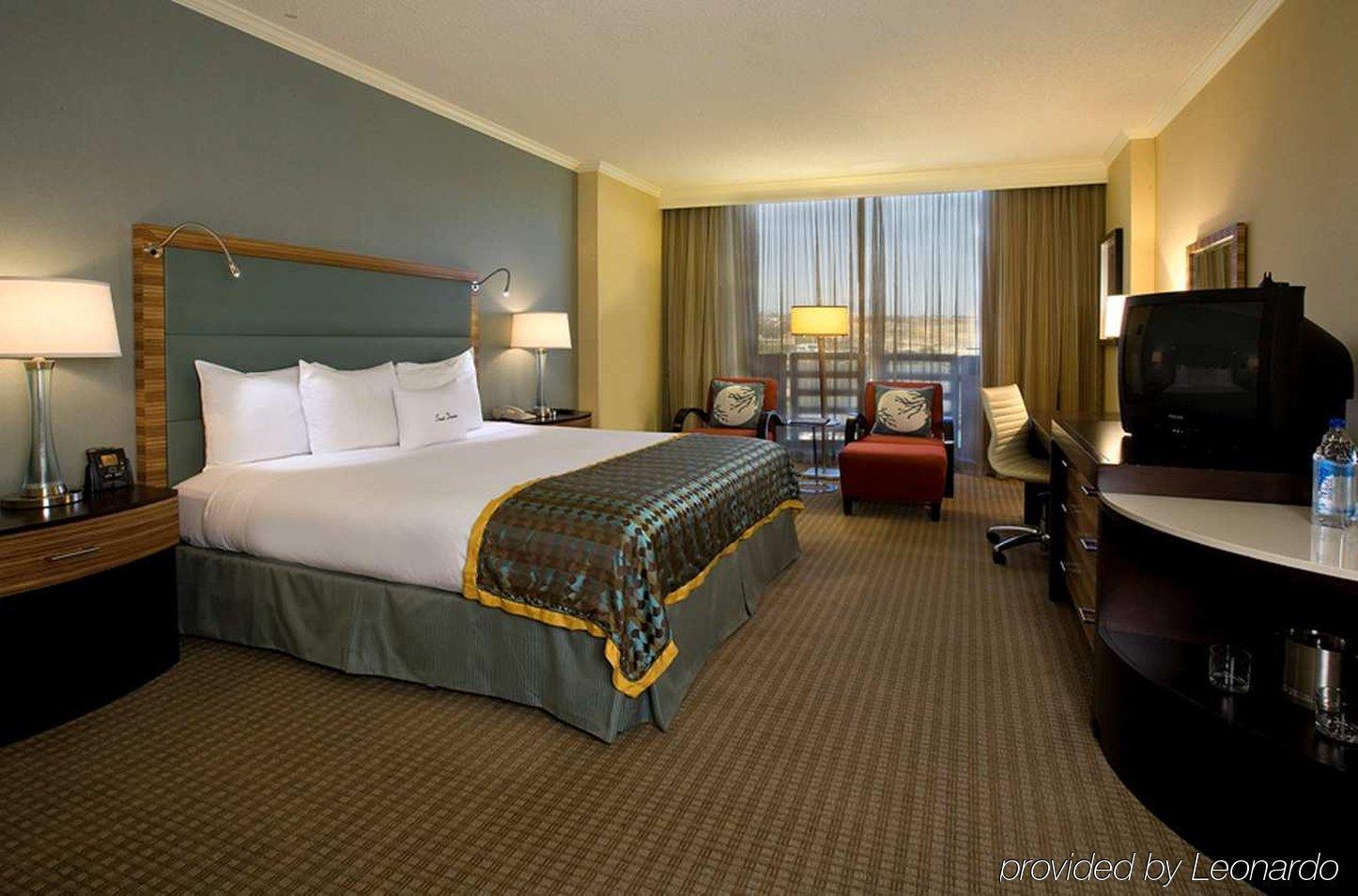 Hotel Doubletree By Hilton San Diego-mission Valley