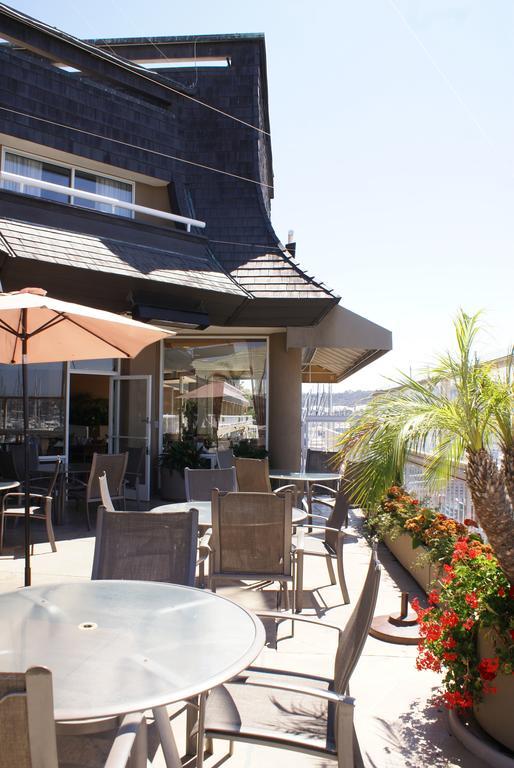 Bay Club And Marina