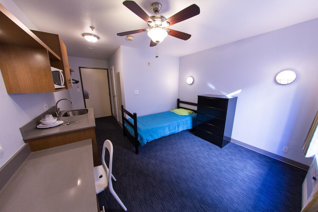 Aparthotel Vantaggio Suites 2*