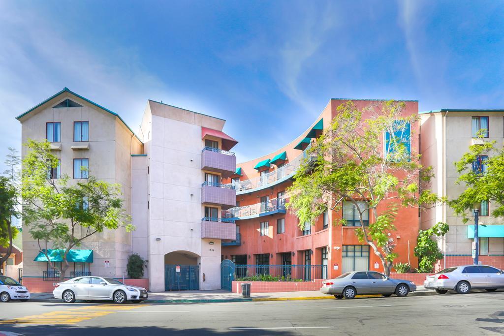 Aparthotel Vantaggio Suites