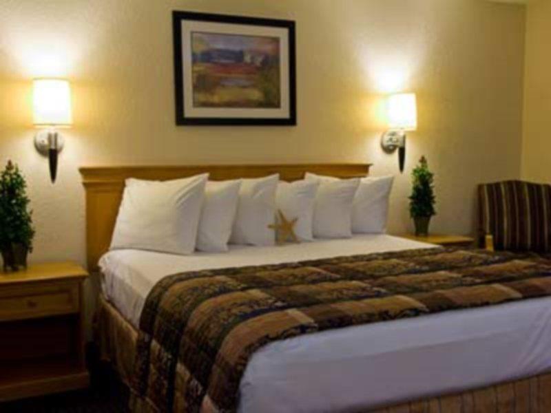 Motel 6 - Mission Valley 2*