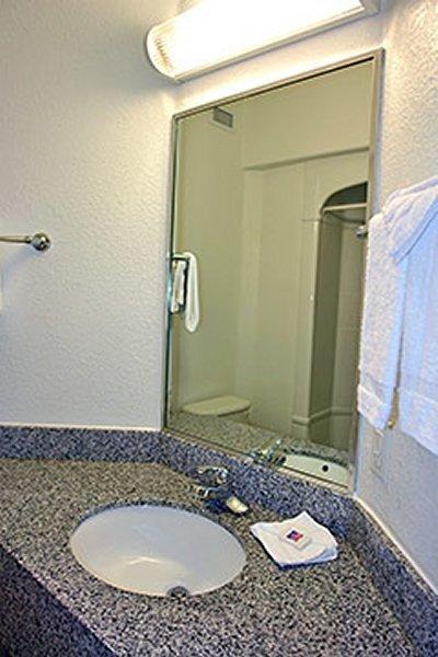 Hotel 6-san Diego, Ca - Circle - Mission Valley 3*